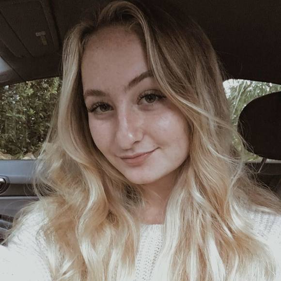 Meet your Posher, Cami - Picture 1 of 1